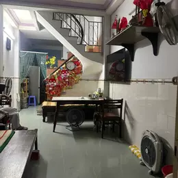 Bán nhà chính chủ tại trung tâm Quận 3 tại Đường Nguyễn Thiện Thuật, Phường 2, Quận 3, Tp Hồ Chí