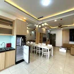 Cho thuê căn hộ 3pn  tòa nhà Mường Thanh Khánh Hòa tầng 8