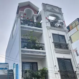 Bán nhà Hoàng Hoa Thám, Bình Thạnh, 4 tầng, 61m2 nở hậu, chỉ 8.4 tỷ