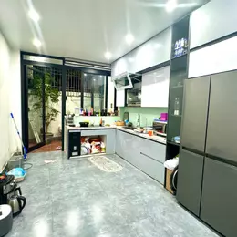 Bán Nhà Bồ Đề , Thang Máy 7 Tầng , Ô tô đỗ cửa , 90m2 , mt4m , 18 tỷ