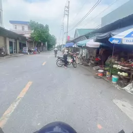 GIÁ RẺ NHÁT SO VÓI KHU VỰC CHỈ HƠN TỶ DT 86 M VỊ CHÍ ĐẤT SÁT DG KINH DOANH TẠI LAP CHÍ MIMH TRÍ SS