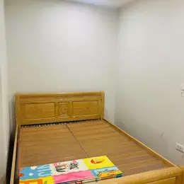 Cần bán căn hộ 49m2 1 ngủ +1 nhà sửa sang và làm nội thất cơ bản liền tường chung cư HH2 Xuân Mai