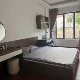 Nhà Mậu lương mới 5tầng,oto gần 4,95 tỷ.