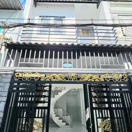 NHỈNH 3 TỶ- NHÀ 2 TẦNG NGAY BẾN XE BUS HIỆP THÀNH HẼM XE HƠI 5M THÔNG