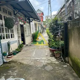 Cho thuê nhà nguyên căn Xô Viết Nghệ Tĩnh p7 gần cây xăng