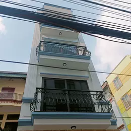 Nhà mới Bà Triệu- Lê Lợi 5tầng 50m, gần phố giá 7,9 tỷ.