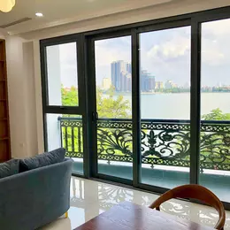 Cực hot căn hộ 1n1k mặt phố Vệ Hồ, view Hồ Tây cực chill 50m