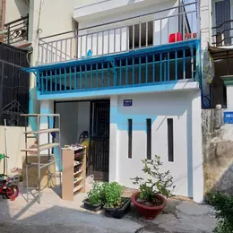 BÁN NHÀ HẺM HUỲNH THỊ HAI , Ô TÔ VÀO TẬN NHÀ , 10M RA CHỢ GẦN BỆNH VIỆN QUẬN 12, HCM . 60M VUÔNG,