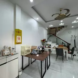 Cần bán nhà Yên Nghĩa 4 tầng nội thất cơ bản sẵn sổ giao dịch luôn được giá 2,95 tỷ
