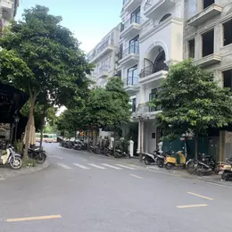 Liền kề Nguyễn Sơn-bệnh viện Tâm Anh, 90m x 6tầng, vỉa hè, ôtô dừng đỗ,kinh doanh ngày đêm