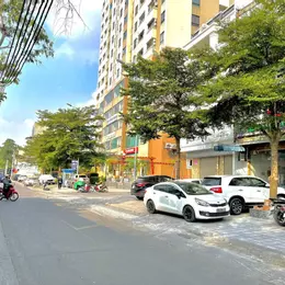 iBIỆT THỰ LIỀN KỀ - Ô TÔ TRÁNH - KINH DOANH - VĂN PHÒNG


DT 88m2,  4 tầng, MT, 4m,  14 tỷ