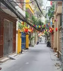Cần bán nhà 5T Cầu Giấy DT 42m2 nhỉnh 7 tỉ. LH: Em Tuấn 0376272955.
