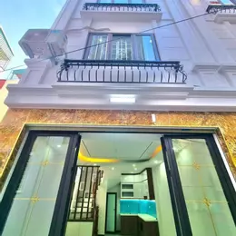 Bán nhà Đại Tự, Kim Chung 30m2, xây 5 tầng. Cách 30m đến Chợ, 620m đến Phố Huyện Hoài Đức