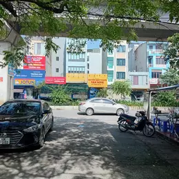 Cho thuê nhà nguyên căn 2 mặt thoáng, 2 mặt quốc lộ 6 đối diện Bến xe Yên Nghĩa Hà Đông.
