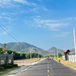 Chính chủ cần bán lô 201m2, đường lớn 20m cách KDL Núi Bà Đen 15p. Liên hệ trực chính chủ.
