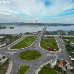Đất mặt tiền đường Sa Huỳnh - Dung Quất