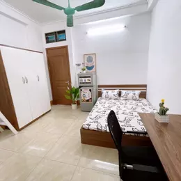 SIÊU RẺ TRUNG KÍNH 45M2 x 6T Ô TÔ, THANG MÁY CHỜ, DT 30TR/TH, 8.25 TỶ