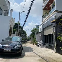 Bán nhà 3 tầng hẻm 33 Đào Tông Nguyên Thị Trấn Nhà Bè, 100m2 ngang 5,3m chỉ 6,9 tỷ