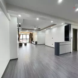 Bán căn hộ chung cư Việt Hưng Long Biên DT130m2 giá 5 tỷ 66 lô góc view đẹp nội thất xịn sò ở sướng