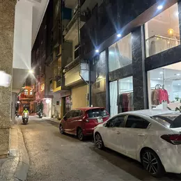 Nhà phố HUỲNH THÚC KHÁNG - DT 40M2 - MT 5.13M - VỊ TRÍ KIM CƯƠNG, BỀ THẾ, XÂY 7 TẦNG THANG MÁY HẾT