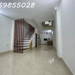 TRUNG TÂM MỸ ĐÌNH DÂN XÂY BA GÁC QUAY ĐẦU Ô CHỜ THANG MÁY GIÁ CHỈ 8TY3
