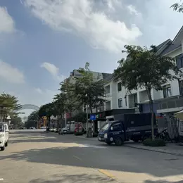 Bán nhà vườn 160m2 mặt tiền 8m khu D Geleximco giá rẻ chỉ 21 tỷ