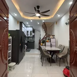 Bán nhà Kim Chung, Hoài Đức 30m2. Xây dựng 5 tầng full nội thất. Cách 130m đến chợ Lai Xá