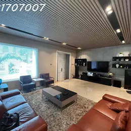 P/lô đấu giá Việt Hưng - mặt tiền 6m - vỉa hè rộng - ô tô tránh - kinh doanh - văn phòng - hàng