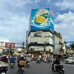 *Hiếm-Tòa Nhà Siêu Vị Trí Góc 3 Mặt Tiền Ngay Vòng Xoay Châu Văn Liêm 8.6X10m 60Tỷ