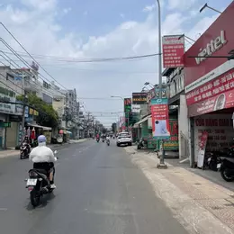 Bán nhà mặt tiền 3 tầng 5x26m giá 15,9 tỷ Đường Nguyễn Ảnh Thủ