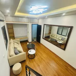 Bán gấp nhà ngõ 409 Kim mã. Diện tích 65m2, xây 5 tầng, mặt tiền 4m SĐCC. Giá 3280 triệu