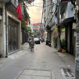 Chính chủ bán gấp nhà Nguyễn Chính Thịnh Liệt Hoàng Mai  95m2 8m mặt tiền 15 tỷ kinh doanh sầm