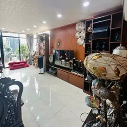 Long Biên dưới 8 tỷ, Diện Tích 40m2, 6 tầng, mặt tiền 3.9m, giá 6,9 tỷ thang máy, zalo: 0379201686