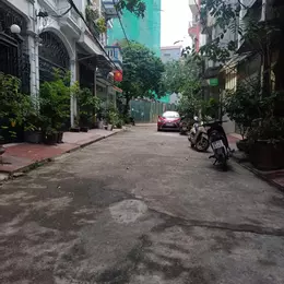 BÁN NHÀ 6T TRẦN THÁI TÔNG, DT 42M2, KIA MORNING ĐỖ CỬA, GẦN PHỐ, KINH DOANH/Ở, CHỈ 10.6 TỶ