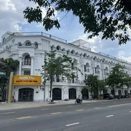 CHÍNH CHỦ CẦN BÁN GẤP DÃY NHÀ PHỐ MẶT TIỀN ĐƯỜNG TRƯỜNG CHINH P3 TP TÂY NINH