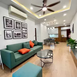 Gia đình e có căn hộ tầng trung căn góc Hồ Gươm Plaza 76m2 2 ngủ full đồ giá 4,9 tỷ