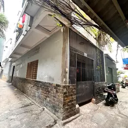 Bán nhà Sư Vạn Hạnh Quận 10 50m2 gần Vạn Hạnh Mall, vị trí đẹp, khu vực an ninh, chỉ 6.7 tỷ.