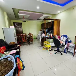 Ngộp bank đuối đừ 11 tỷ, Bank định giá 16 tỷ, nhà mặt tiền 30m, hoàn công 4 tầng Lê Văn Việt.