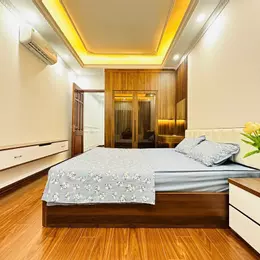 SIÊU RẺ-HIẾM-MỚI XD-NGÕ 79 CẦU GIẤY Ô TÔ- CHỢ-TIỆN ÍCH ĐỈNH35M2-5T- GIÁ 6 TỶ HƠN