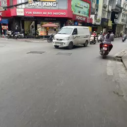 Ông anh cần tiền bán gấp nhà c4
 82,5m2  kv an trạch cát linh
 nhà cách 15 đi ra mặt phố