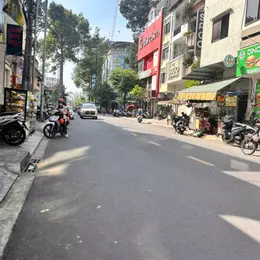 Bán nhà Sư Vạn Hạnh Quận 10 chỉ 4.8 tỷ, 1 căn ra mặt tiền, khu vực trung tâm, pháp lý chuẩn.