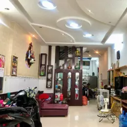 Bán nhà 3 tầng mặt tiền đường Nguyễn Hữu Huân - Giá 6,3 Tỷ. Tp Nha Trang