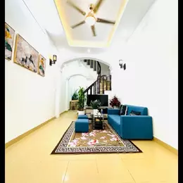 Siêu hot, Minh Khai, Hai Bà Trưng, gần ôtô, đường rộng thoáng, DT 30 m2, 5 tầng, giá nhỉnh 5 tỷ