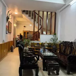 BÁN NHÀ 6T XUÂN THỦY, DT 42M2, KIA MORNING ĐỖ CỬA, GẦN PHỐ, KINH DOANH/Ở, CHỈ 10.6 TỶ