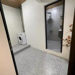 Bán tập thể tầng 1 phố Đào Tấn dt 80m 2 tầng giá 7,8 tỷ ( thương lượng )