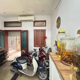 Nhà Khâm Thiên Trung Tâm Đống Đa  giá 6 tỷ, diện tích 40m2, mặt tiền 4m gần phố cổ - thuận thiện