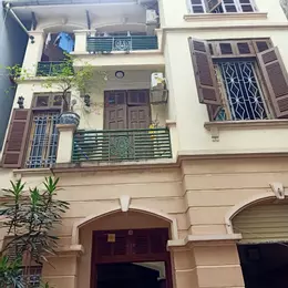 Cho thuê nhà nguyên căn tại Mễ Trì Hạ