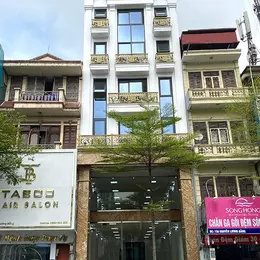 Bán Tòa Văn Phòng 9 Tầng Mặt Phố Khâm Thiên.Vị Trí Đắc Địa. DT 290m2. Giá 130 TỶ