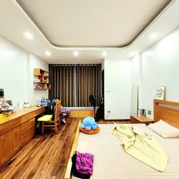 BÁN NHÀ PHÂN LÔ, VỈA HÈ, NGUYỄN XIỂN - THANH TRÌ,80 M2, 3 TẦNG, MT 6 M, GIÁ 31,5 TỶ.
