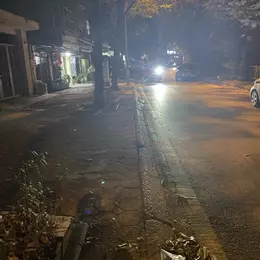 Bán siêu phẩm giải phóng 220M tặng nhà ngõ to như phố hoàng mai